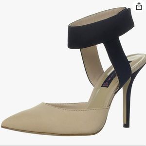 STEVEN by Steve Madden Women's Revolvir Pump Sz 9